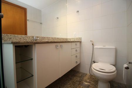 Apartamento à venda com 106m², 3 quartos e 2 vagas Apartamento à venda com 106m², 3 quartos e 2 vagasBanho Suíte