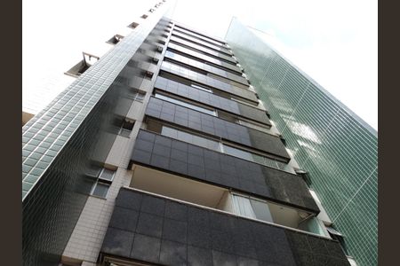 Apartamento à venda com 106m², 3 quartos e 2 vagas Apartamento à venda com 106m², 3 quartos e 2 vagasFachada do prédio