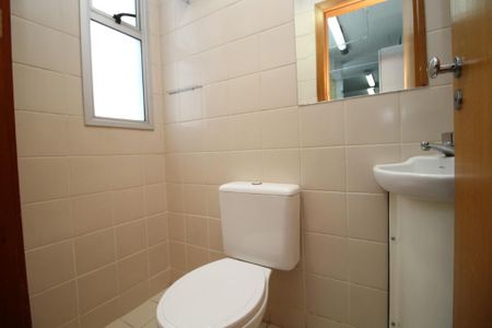 Apartamento à venda com 106m², 3 quartos e 2 vagas Apartamento à venda com 106m², 3 quartos e 2 vagasBanho de serviço