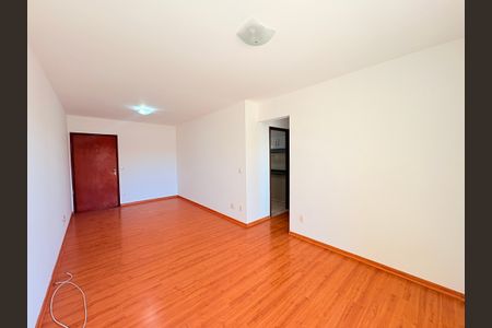 Apartamento à venda com 98m², 3 quartos e 2 vagasSala