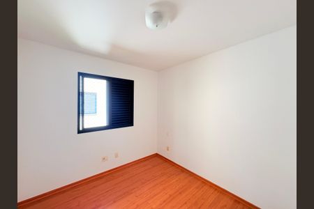 Apartamento à venda com 98m², 3 quartos e 2 vagasQuarto 3