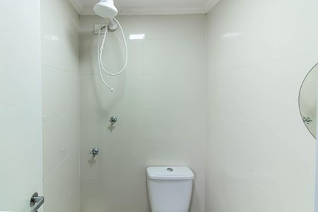 Apartamento à venda com 70m², 2 quartos e 1 vaga Apartamento à venda com 70m², 2 quartos e 1 vagaBanheiro de Serviço