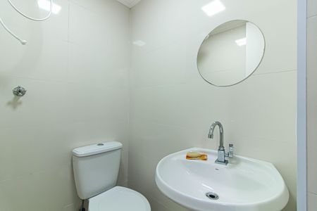 Apartamento à venda com 70m², 2 quartos e 1 vaga Apartamento à venda com 70m², 2 quartos e 1 vagaBanheiro de Serviço