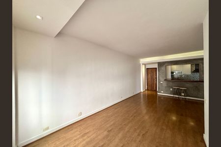 Apartamento à venda com 100m², 3 quartos e 2 vagas Apartamento à venda com 100m², 3 quartos e 2 vagasSala