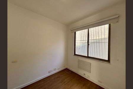 Apartamento à venda com 100m², 3 quartos e 2 vagas Apartamento à venda com 100m², 3 quartos e 2 vagasQuarto 1