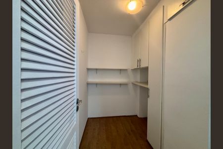 Apartamento à venda com 100m², 3 quartos e 2 vagas Apartamento à venda com 100m², 3 quartos e 2 vagasÁrea de serviço - quarto