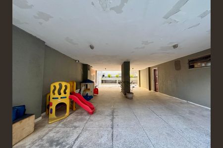 Apartamento à venda com 100m², 3 quartos e 2 vagas Apartamento à venda com 100m², 3 quartos e 2 vagasÁrea comum