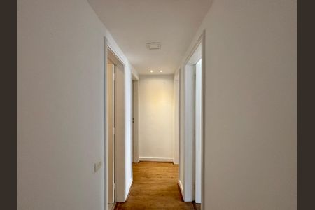 Apartamento à venda com 100m², 3 quartos e 2 vagas Apartamento à venda com 100m², 3 quartos e 2 vagasCorredor