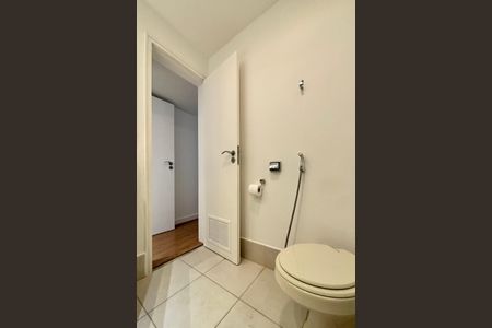 Apartamento à venda com 100m², 3 quartos e 2 vagas Apartamento à venda com 100m², 3 quartos e 2 vagasSuíte