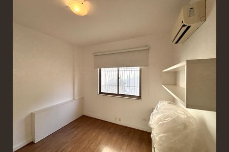 Apartamento à venda com 100m², 3 quartos e 2 vagas Apartamento à venda com 100m², 3 quartos e 2 vagasQuarto 2