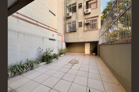 Apartamento à venda com 100m², 3 quartos e 2 vagas Apartamento à venda com 100m², 3 quartos e 2 vagasÁrea comum