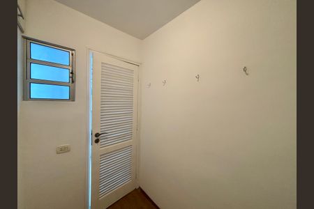 Apartamento à venda com 100m², 3 quartos e 2 vagas Apartamento à venda com 100m², 3 quartos e 2 vagasÁrea de serviço - quarto