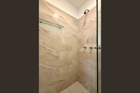 Apartamento à venda com 100m², 3 quartos e 2 vagas Apartamento à venda com 100m², 3 quartos e 2 vagasBanheiro social