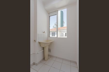 Apartamento à venda com 42m², 2 quartos e 1 vaga Apartamento à venda com 42m², 2 quartos e 1 vagaCozinha e Área de Serviço