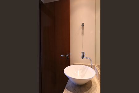 Apartamento para alugar com 197m², 4 quartos e 4 vagas Apartamento para alugar com 197m², 4 quartos e 4 vagasLavabo