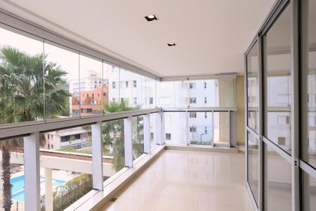 Apartamento para alugar com 197m², 4 quartos e 4 vagas Apartamento para alugar com 197m², 4 quartos e 4 vagasVaranda da Sala