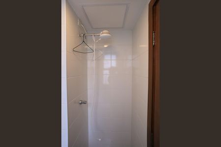 Apartamento para alugar com 197m², 4 quartos e 4 vagas Apartamento para alugar com 197m², 4 quartos e 4 vagasBanheiro de serviço