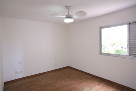 Suíte de apartamento à venda com 4 quartos, 197m² em Lourdes, Belo Horizonte