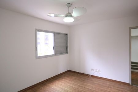 Apartamento para alugar com 197m², 4 quartos e 4 vagas Apartamento para alugar com 197m², 4 quartos e 4 vagasSuíte