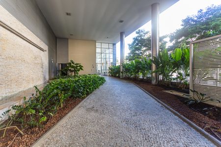 Apartamento para alugar com 197m², 4 quartos e 4 vagas Apartamento para alugar com 197m², 4 quartos e 4 vagasEntrada