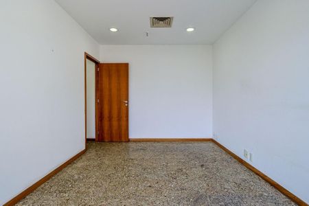 Casa de condomínio à venda com 320m², 1 quarto e 6 vagas Casa de condomínio à venda com 320m², 1 quarto e 6 vagasFoto 39