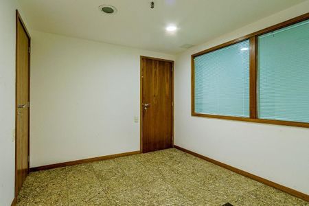Casa de condomínio à venda com 320m², 1 quarto e 6 vagas Casa de condomínio à venda com 320m², 1 quarto e 6 vagasFoto 30