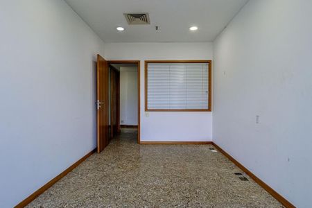 Casa de condomínio à venda com 320m², 1 quarto e 6 vagas Casa de condomínio à venda com 320m², 1 quarto e 6 vagasFoto 09