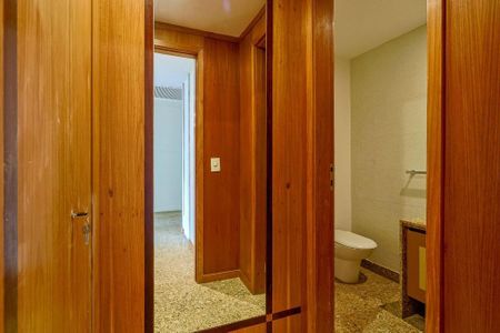 Casa de condomínio à venda com 320m², 1 quarto e 6 vagas Casa de condomínio à venda com 320m², 1 quarto e 6 vagasFoto 06