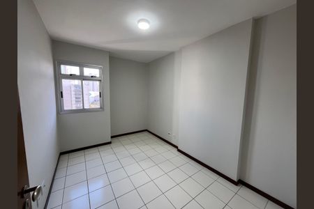 Apartamento para alugar com 73m², 3 quartos e 1 vagaQuarto 1