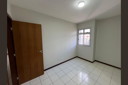 Apartamento para alugar com 73m², 3 quartos e 1 vagaQuarto 2