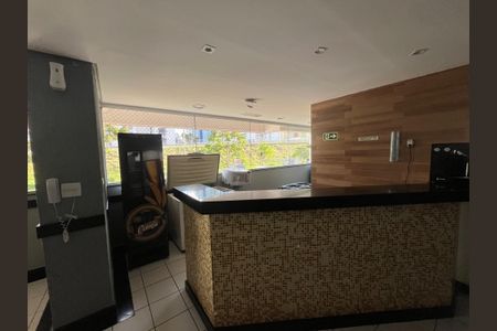 Apartamento para alugar com 73m², 3 quartos e 1 vagaÁrea comum