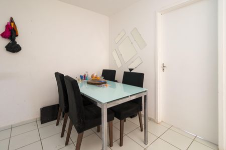 Sala de apartamento para alugar com 2 quartos, 49m² em Parque São Lourenço, São Paulo