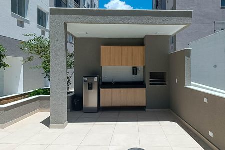 Apartamento para alugar com 46m², 2 quartos e sem vagaÁrea comum - Churrasqueira