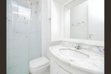 Banheiro da Suíte de apartamento para alugar com 1 quarto, 77m² em Jardim das Acacias, São Paulo