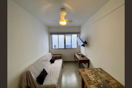 Sala/Quarto de apartamento para alugar com 1 quarto, 40m² em Guilhermina, Praia Grande