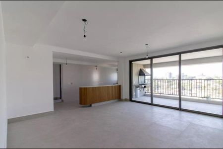 Apartamento à venda com 3 quartos, 140m² em Cambuí, Campinas