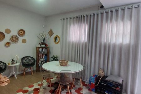 Casa à venda com 3 quartos, 125m² em Vila Nova Conceição, São Paulo