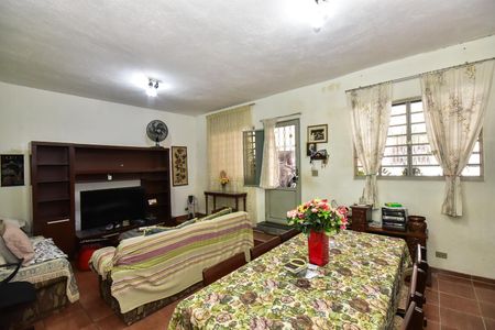 Sala 1 de casa à venda com 6 quartos, 250m² em Jardim Monte Kemel, São Paulo