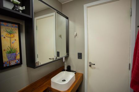 Apartamento à venda com 49m², 2 quartos e 1 vagaBANHEIRO