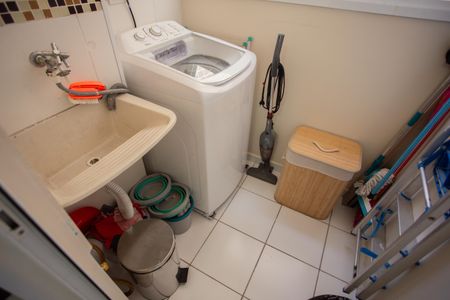 Apartamento à venda com 49m², 2 quartos e 1 vagaÁREA DE SERVIÇO