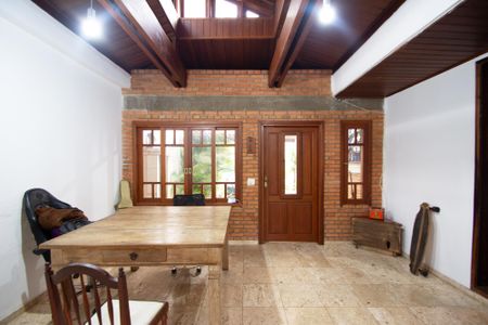 Casa à venda com 200m², 3 quartos e 3 vagas Casa à venda com 200m², 3 quartos e 3 vagasSala