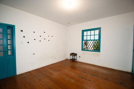 Casa à venda com 200m², 3 quartos e 3 vagas Casa à venda com 200m², 3 quartos e 3 vagasQuarto 1