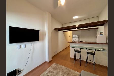 Sala de apartamento para alugar com 1 quarto, 28m² em Copacabana, Rio de Janeiro