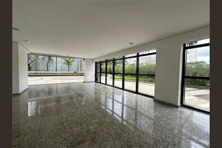 Apartamento à venda com 210m², 4 quartos e 4 vagas