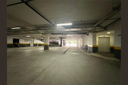 Apartamento à venda com 210m², 4 quartos e 4 vagas