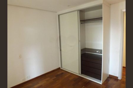 Apartamento à venda com 210m², 4 quartos e 4 vagas