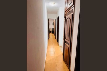 Casa à venda com 3 quartos, 225m² em Vila Marari, São Paulo