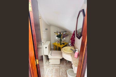 Casa à venda com 3 quartos, 225m² em Vila Marari, São Paulo