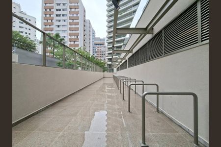 Studio à venda com 32m², 1 quarto e sem vaga Studio à venda com 32m², 1 quarto e sem vagaBicicletário