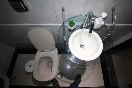 Casa à venda com 141m², 3 quartos e 2 vagasLavabo